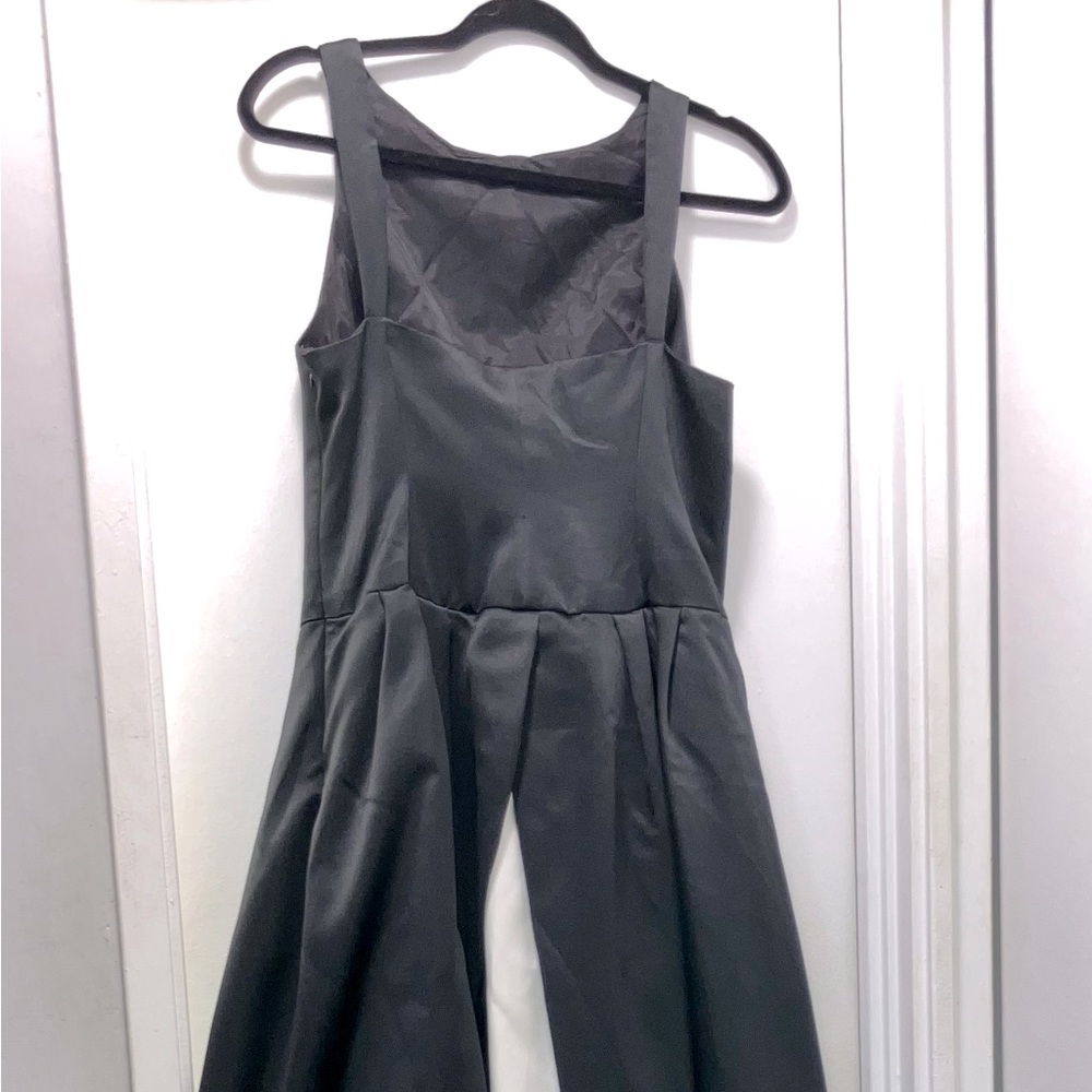 Black Vera Wang Gown, White Back Slit